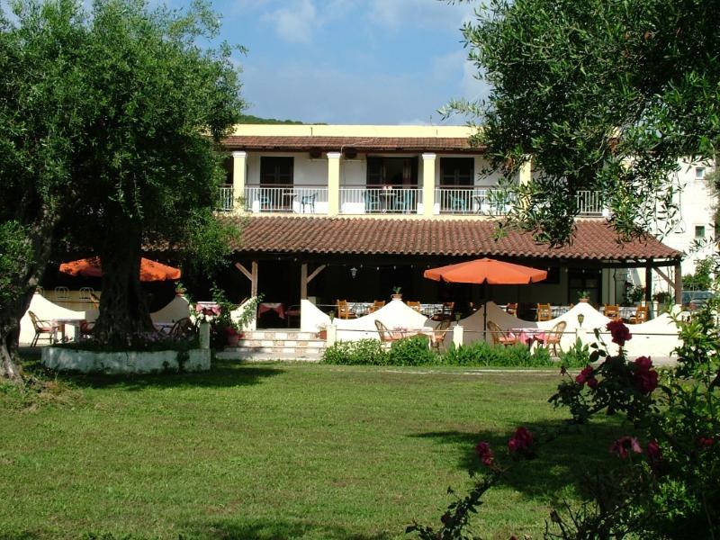 Firefly Hotel Мораитика Экстерьер фото